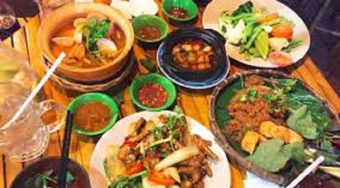Nên mua và ăn hải sản Đà Nẵng ngon rẻ ( chất lượng )