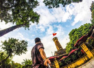 Cột cờ Hà Nội