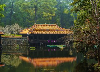 lăng Tự Đức Huế