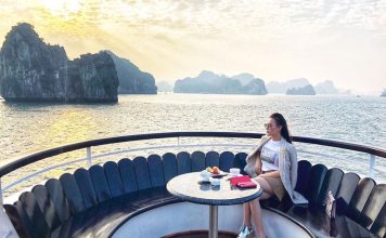 du thuyền hạ long