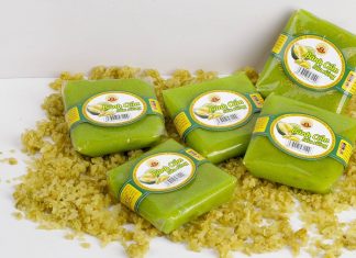 Cửa hàng bánh cốm Hà Nội