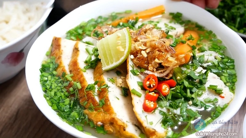 Bánh canh chả cá Nha Trang