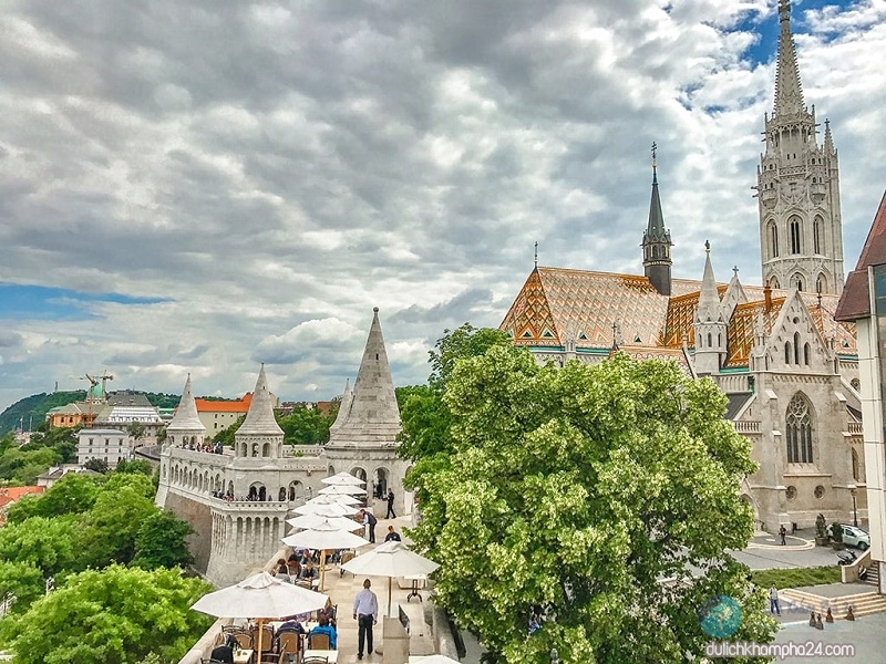 Nhà thờ St. Stephen’s – Ngôi nhà thờ lớn nhất Budapest