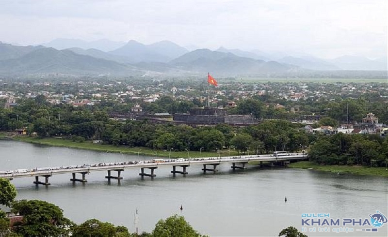 Cầu Phú Xuân Huế