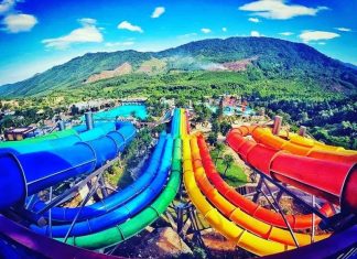 công viên nước núi thần tài