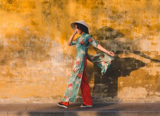 đi tham quan hội an nên mặc gì