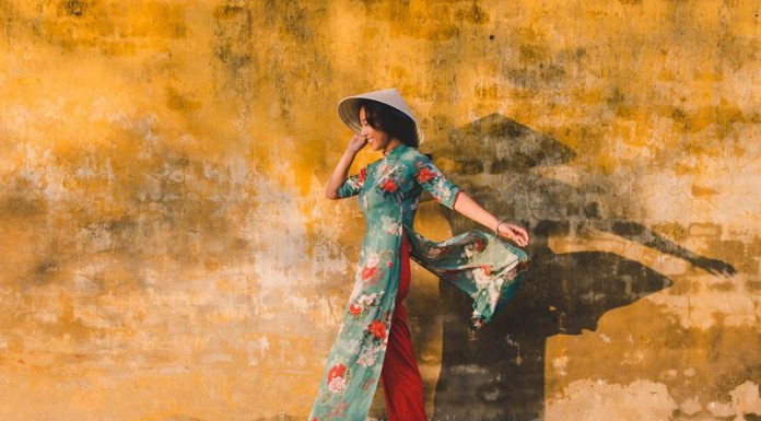 Đi tham quan Hội An nên mặc gì, bật mí trang phục lý tưởng nhất? đi tham quan hội an nên mặc gì