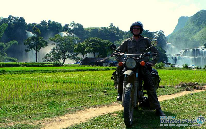 Du lịch Thác Bản Giốc Cao Bằng bằng xe máy