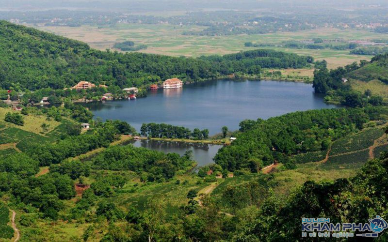 Hồ Tiên Sa có độ cao từ 65 - 400m so với mực nước biển