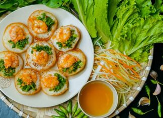 Bánh Căn Đà Nẵng - Top 16 Quán Ngon Nhất Đà Thành