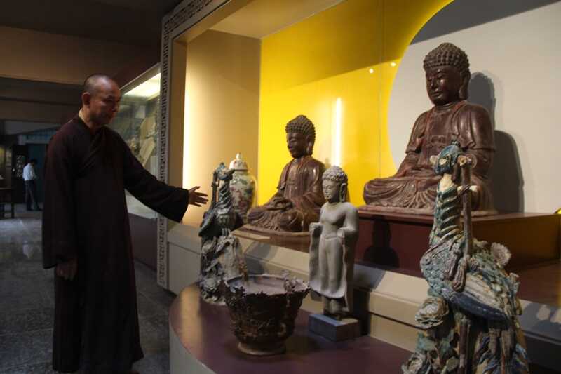 Bảo tàng Văn hóa Phật giáo trưng bày khoảng 200 cổ vật