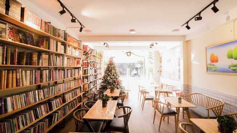 Không gian đọc sách tại SHI - The Library & Coffee