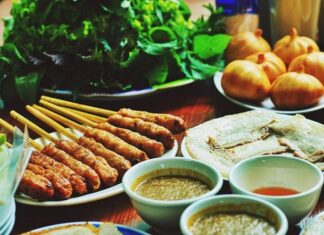 Nem Lụi Đà Nẵng - Đổ Gục Trước 16 Quán Ngon Nhức Nhối