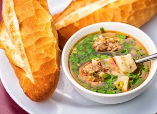 Bánh Mì Xíu Mại Hoàng Diệu - Ăn Một Lần Là Nhớ Mãi
