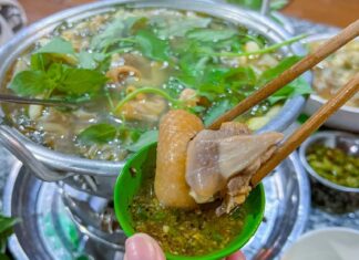 lẩu gà lá é Đà Lạt