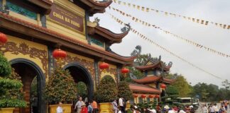 Chùa Ba Vàng – Khám phá điểm tựa tâm linh nổi tiếng của người Quảng Ninh Chùa Ba Vàng