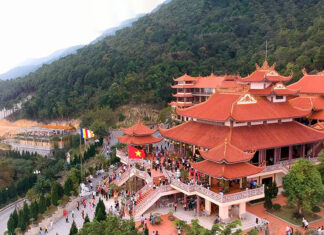 Chùa Cái Bầu