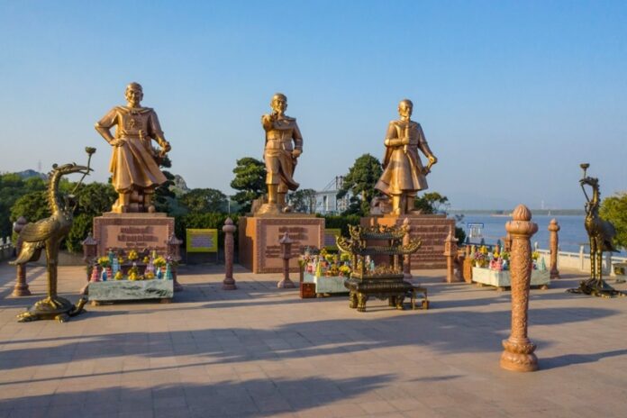 bach-dang-giang Bạch Đằng Giang