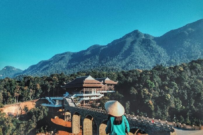 du-lich-yen-tu-c Du lịch Yên Tử