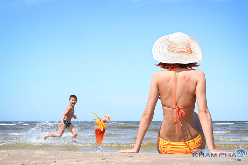 Chú ý an toàn khi tắm biển tại khu du lịch Tuần Châu?
