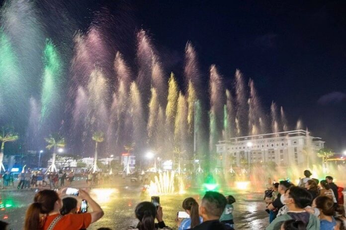 quang-truong-nhac-nuoc-29-3-19 Nhạc nước Quảng Trường 29/3